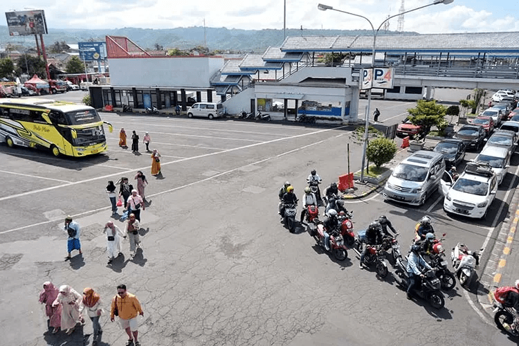 Arus Balik Lebaran 2024 Mulai Terasa di Pelabuhan Ketapang Banyuwangi, Ini Waktu Terbaik Untuk Nyeberang