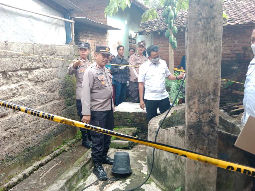 Miris, Pria Asal Kecamatan Tegaldlimo Ditemukan Gantung Diri di Sumur