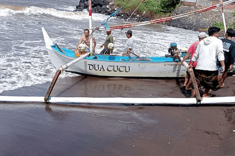 Nihil Tanda Kekerasan, Meninggalnya Nelayan Pemilik Jukung ‘Dua Cucu’ Diduga Karena Kelelahan: Korban Sempat Begadang Sebelum&nbsp;Melaut