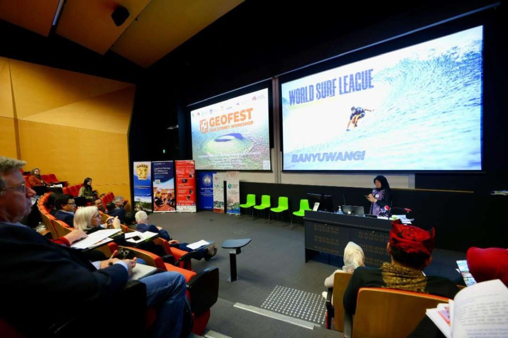 Ipuk Paparkan Kesuksesan Banyuwangi Jaga Alam Sekaligus Berdayakan Ekonomi Warga Dengan Geopark&nbsp;Ijen