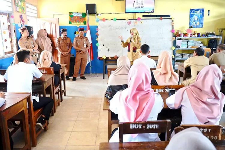 Kebutuhan Guru dan Tenaga Pendidik Masih Cukup Tinggi: Tak Dapat Jatah CPNS, PGRI Banyuwangi Sarankan Sekolah Berdayakan Guru&nbsp;Magang